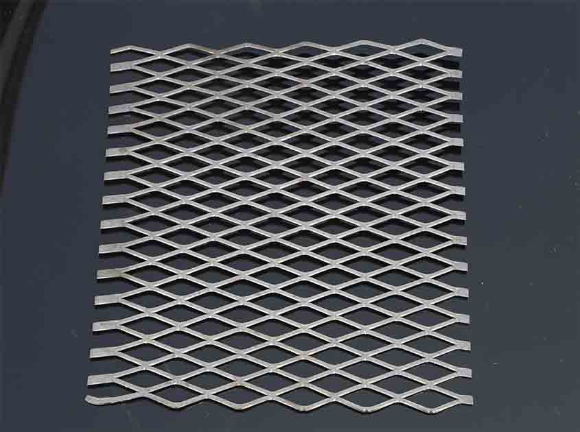 Architectural Metal Mesh: Elevating Storefront Design in Retail Spaces