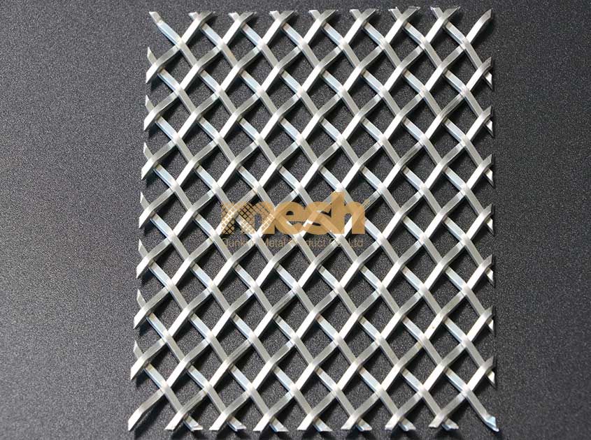 The Filtration Effect of Crimped Woven Mesh in Petrochemical Industry: Precise Screening