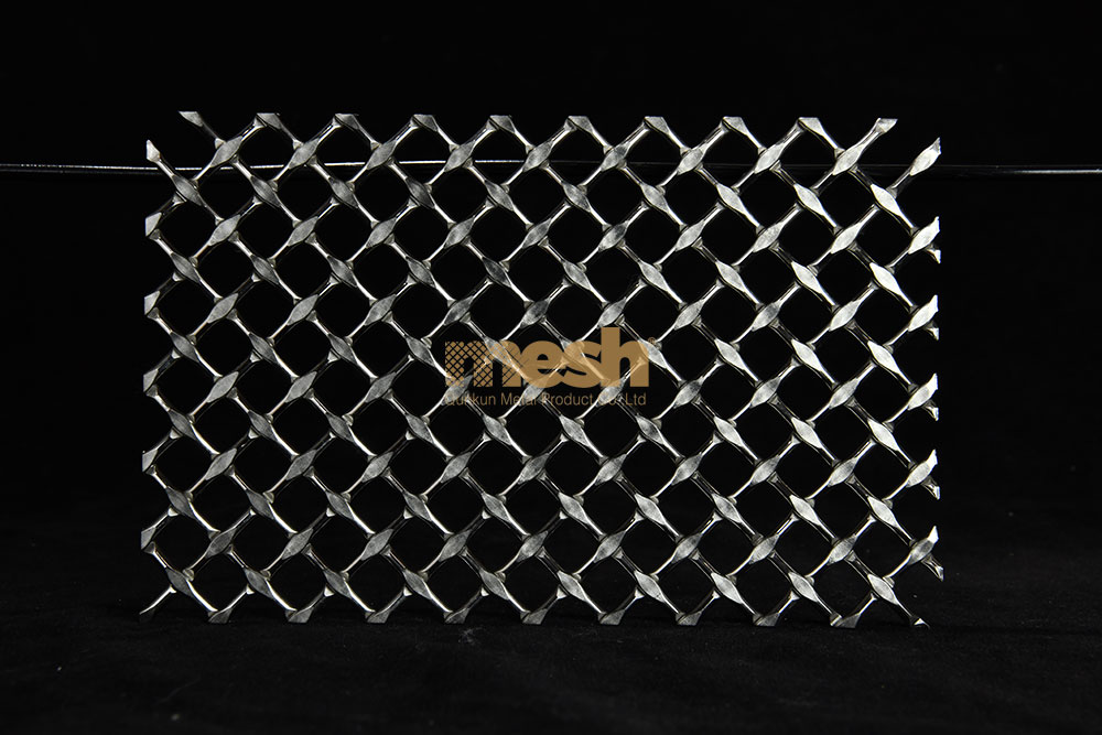 Architectural Woven Mesh Shields Buildings from Light: Enabling Indoor Comfort