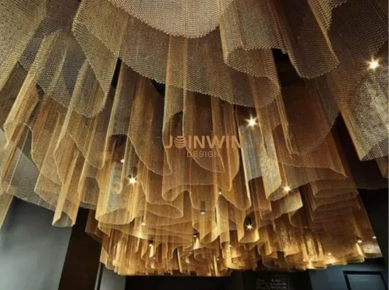 Metal decorative curtains: prelude to an artistic space with interlaced light and shadow