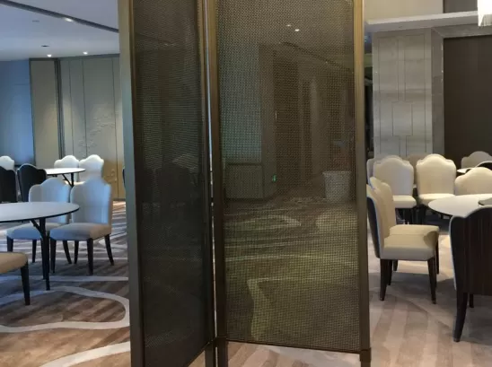 Hotel architectural decoration wire mesh application