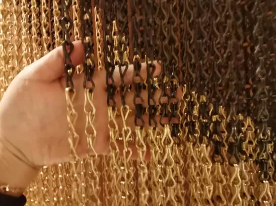 Chain Link Curtain: Flexible Metal Mesh for Modern Spaces