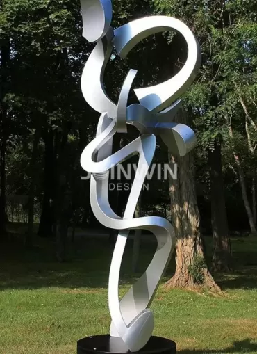 garden landscape sculpture