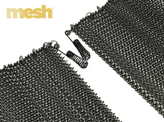 Small Hook Chain Curtain: Design, Features and Applications Guide
